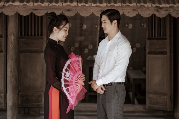 Diễn viên Ngọc Quỳnh đóng MV cùng Sao Mai Huyền Trang