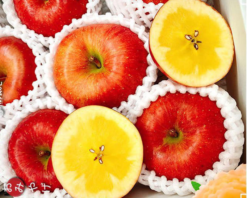 Táo Nhật giá 1,5 triệu/kg, bưởi Việt Nam giá 9.000 đồng/quả