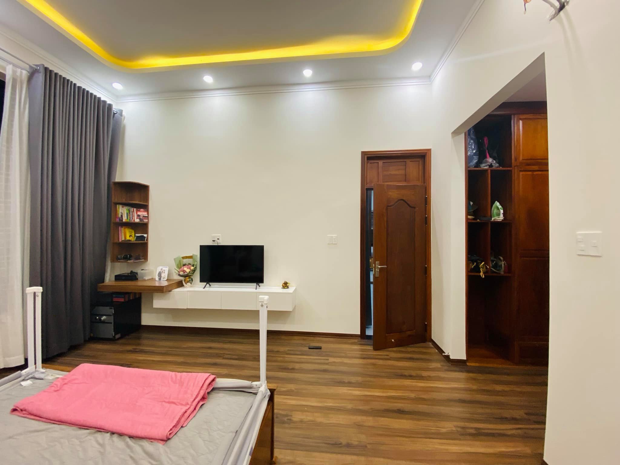 Nhà mái Thái rộng 170m2 ở Gia Lai có vườn rau nhỏ xinh mướt mắt