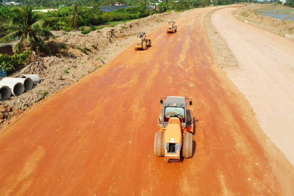 Long An nỗ lực đẩy nhanh tiến độ các công trình giao thông trọng điểm