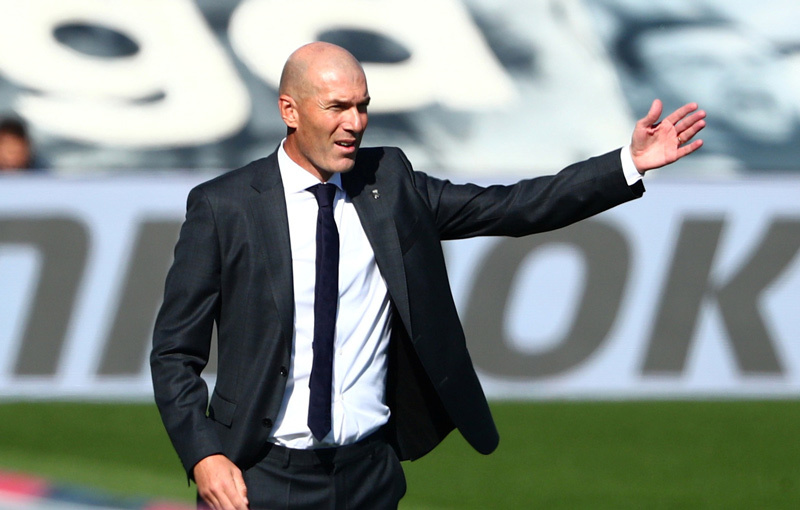 Zidane thẳng thừng từ chối lời mời của MU