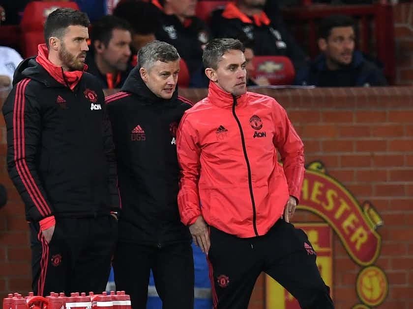 Phòng thay đồ MU ngạc nhiên đội ngũ Solskjaer chưa ‘bật bãi’