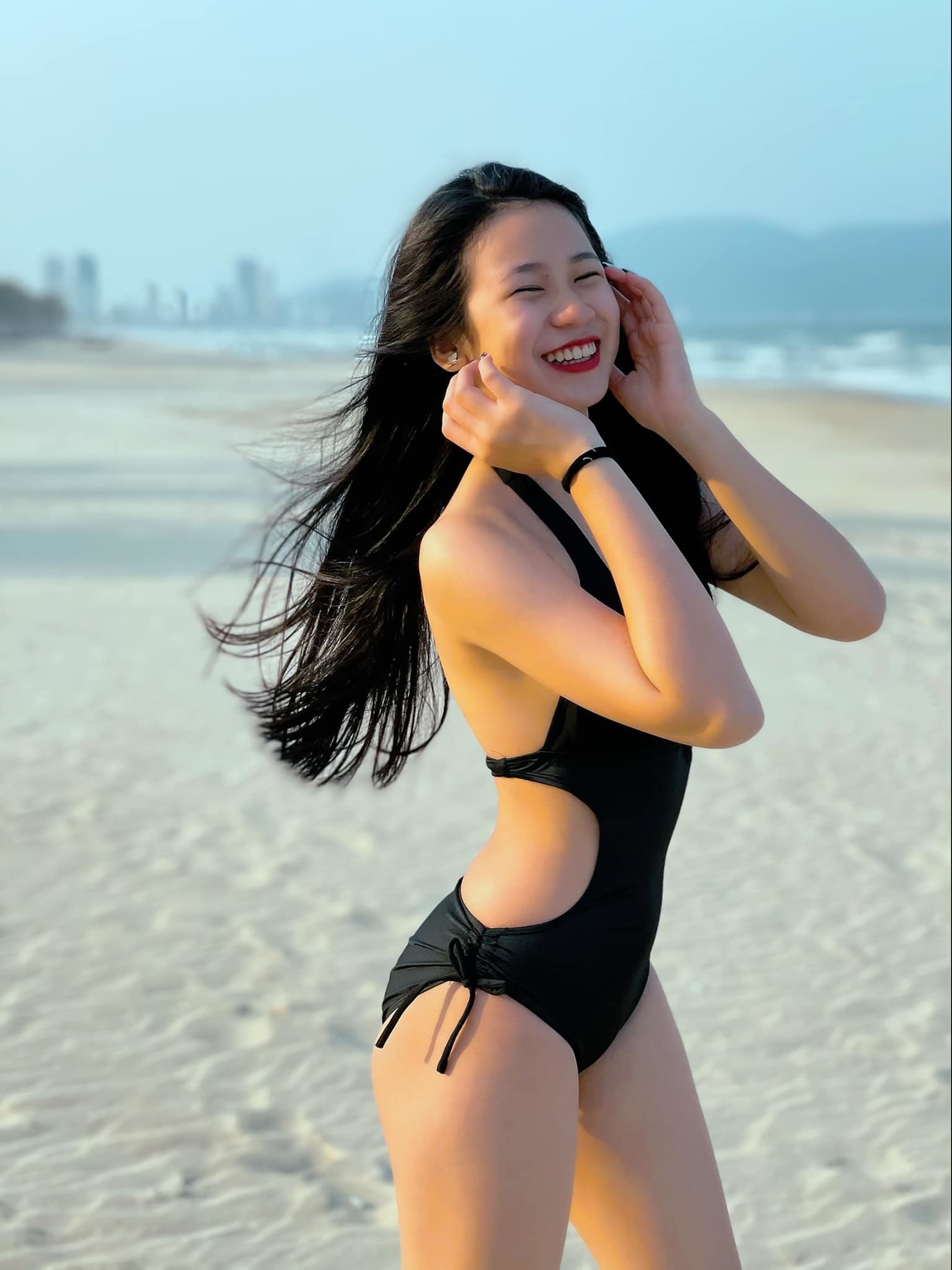 Con gái của Lưu Thiên Hương xinh đẹp được kỳ vọng hoa hậu tương lai