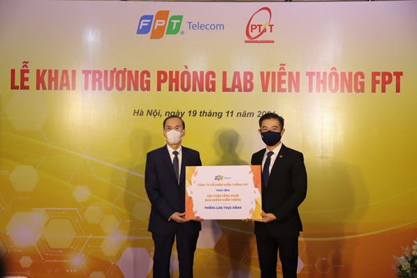 FPT Telecom trình làng phòng lab 'tiền tỷ' cho sinh viên