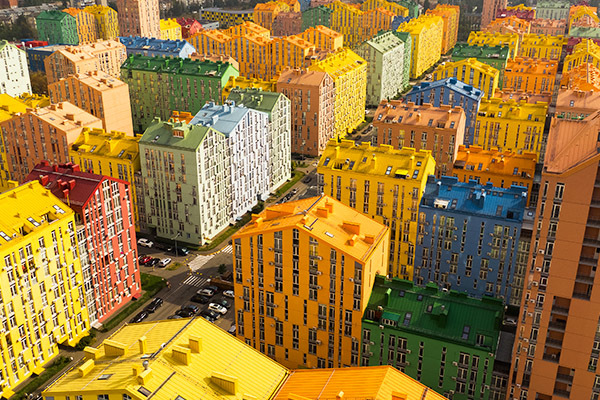 Thị trấn bán nhà đắt khách 'như tôm tươi' nhờ sơn màu độc đáo