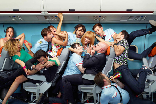 Vì sao không nên nhấn nút báo động khẩn cấp khi có đánh nhau trên máy bay?