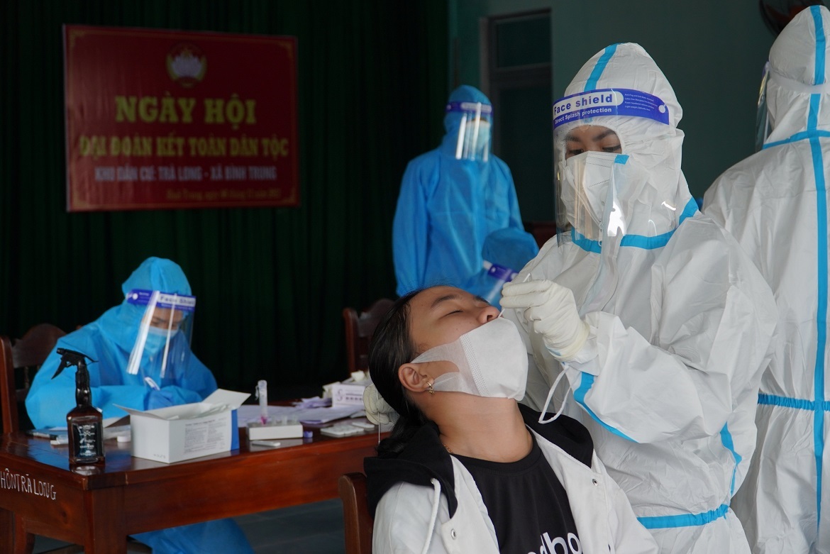 Quảng Nam: F1 tiêm đủ liều vắc xin phòng Covid-19 được cách ly tại nhà