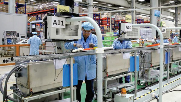 Only 1% of American businesses plan to withdraw from Vietnam
