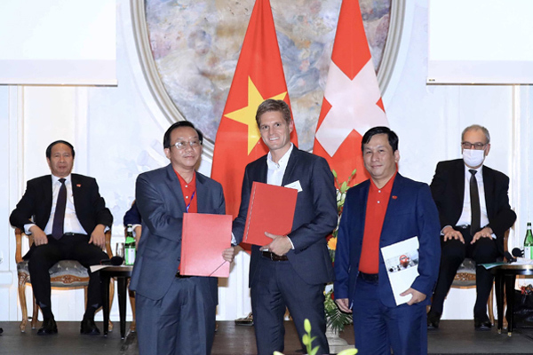 Vietjet ký kết thỏa thuận giá trị với các doanh nghiệp hàng đầu Thụy Sỹ
