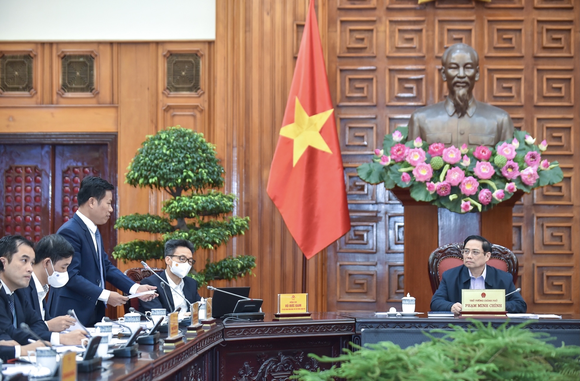 Thủ tướng Phạm Minh Chính làm việc với Đại học Quốc gia Hà Nội