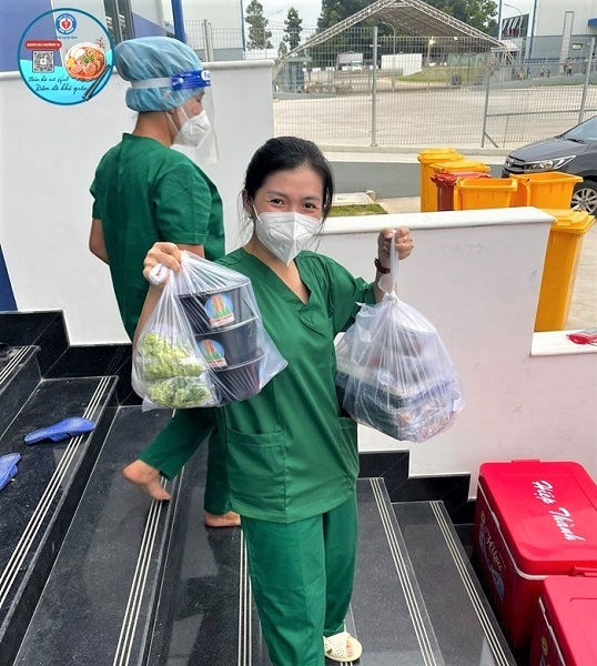 Doanh nhân Đặng Thị Kim Oanh: 'Làm từ thiện là chấp nhận bỏ ngoài tai gièm pha dư luận'
