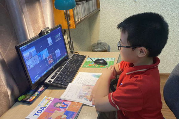 Tìm ‘lá chắn’ an toàn cho trẻ em trên không gian mạng