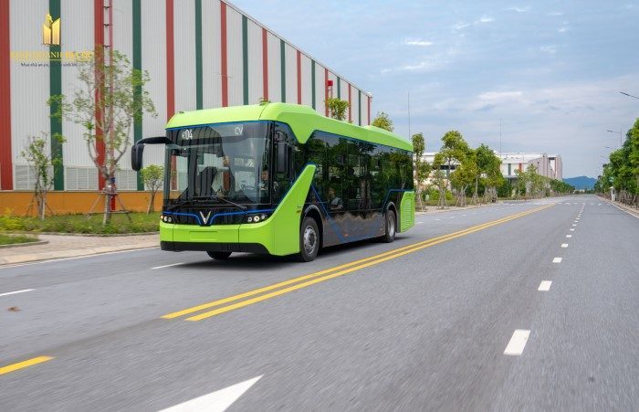 Hà Nội mở 3 tuyến buýt điện đầu tiên