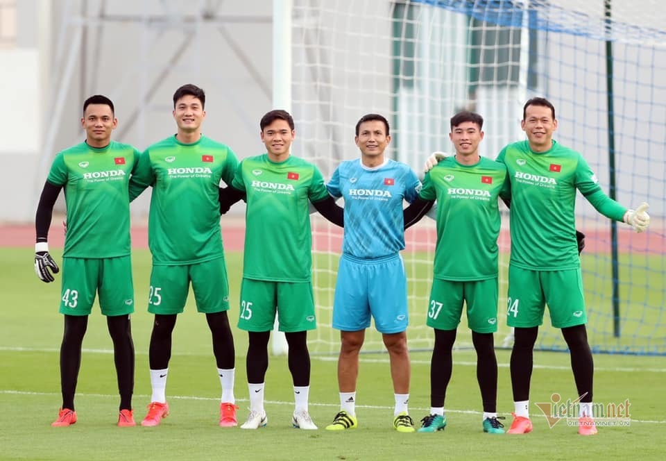 Tuyển Việt Nam chốt danh sách dự AFF Cup: Thầy Park chắc ăn