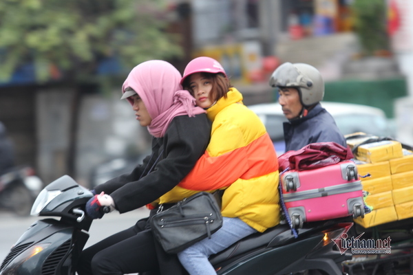 Dự báo thời tiết 12/12: Miền Bắc đón không khí lạnh mới, trời mưa rét