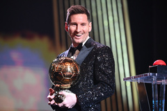 Messi chiến thắng Quả bóng vàng 2021