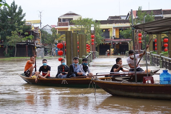 Thuỷ điện xả lũ, phố cổ Hội An ngập nhiều nơi