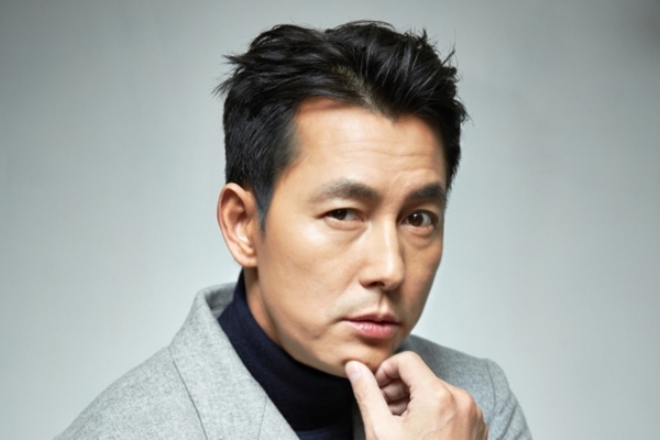 Tài tử Jung Woo Sung 'Những tay đua kiệt xuất' mắc Covid-19