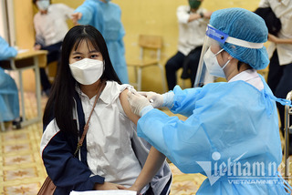 Hanoi capital suspends two shelf-life Pfizer vaccine batches