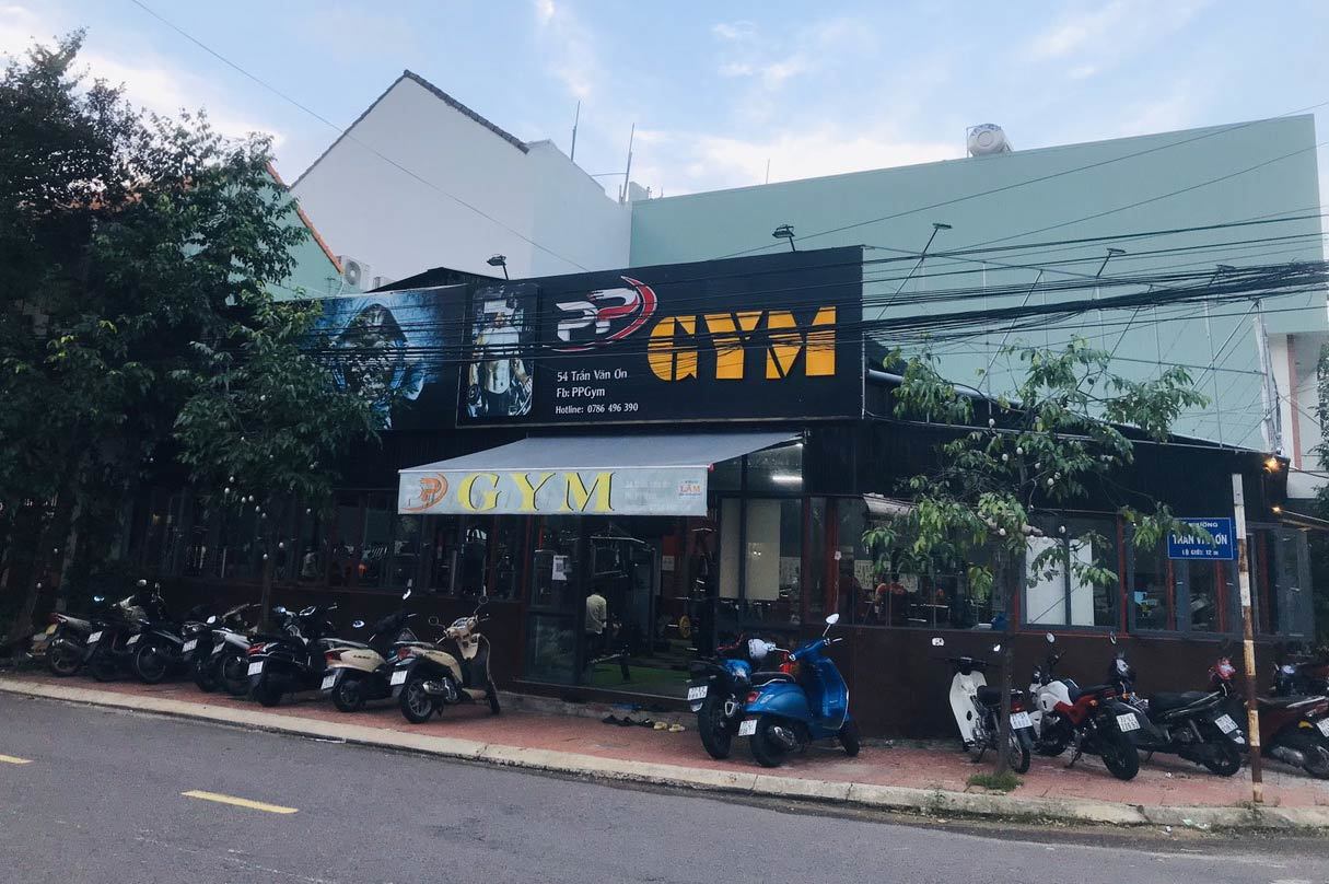 Quy Nhơn dừng một số dịch vụ do ca nhiễm Covid-19 tăng