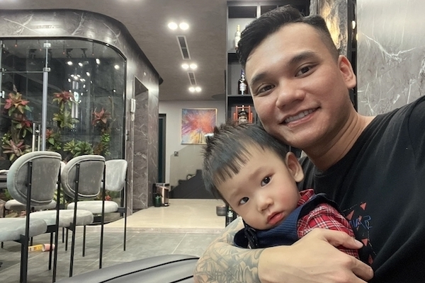 Căn nhà mới tiện nghi, hiện đại của ca sĩ Khắc Việt