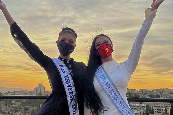 Kim Duyên nổi bật bên dàn mỹ nhân Miss Universe 2021