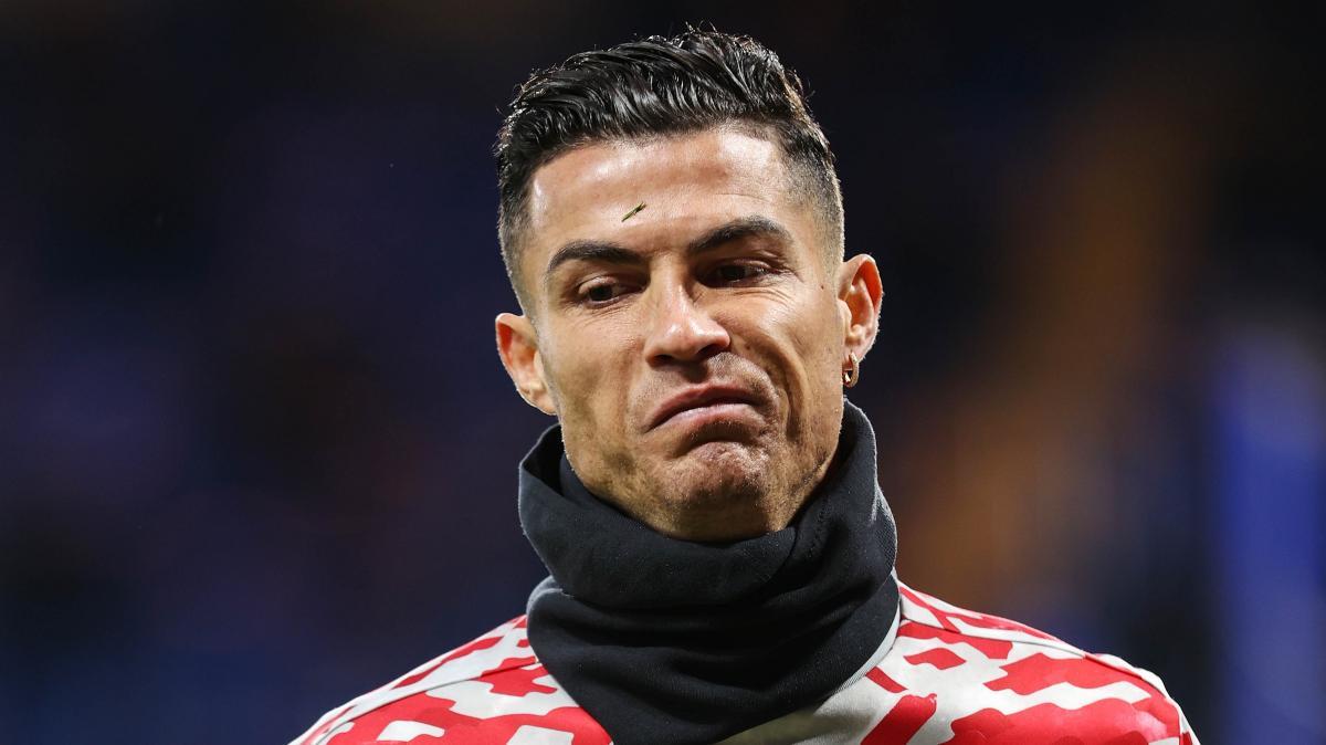 ‘Phán Ronaldo không thể chơi dồn ép kiểu Rangnick thật vớ vẩn’