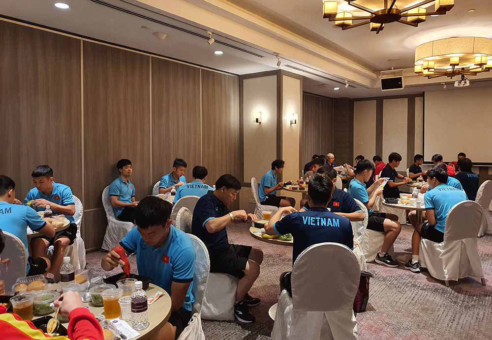HLV Park Hang Seo: Việt Nam sẽ vượt sức ép để thống trị AFF Cup