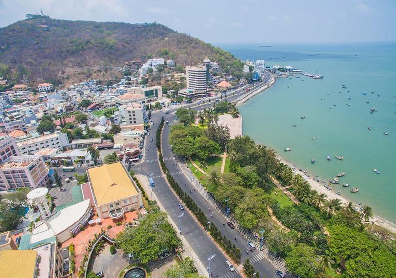 Nghe tin tăng giá đất 2022, dân buôn tranh thủ gom hàng