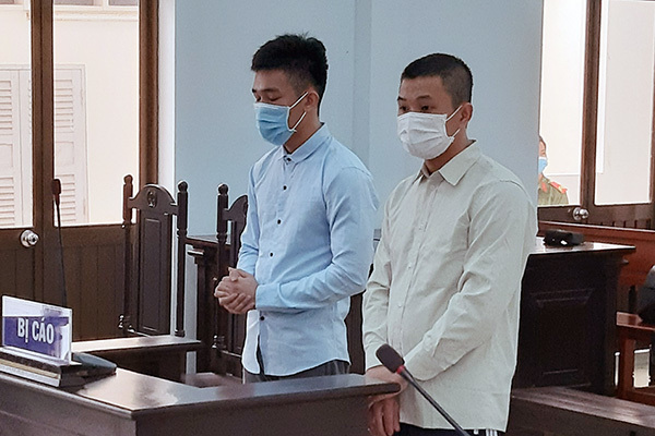 Xử tù hai kẻ đánh, cướp súng của  thượng úy công an