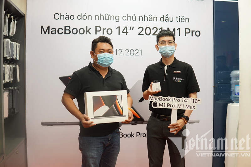 MacBook Pro 14 inch 2021 officially opened for sale in Vietnam