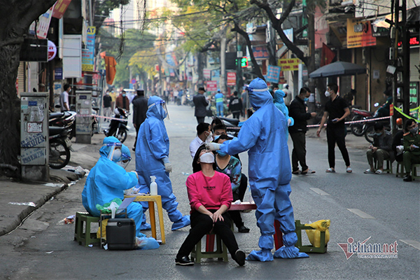 Chủ tịch Hà Nội sẽ trả lời chất vấn về việc phòng, chống dịch Covid-19