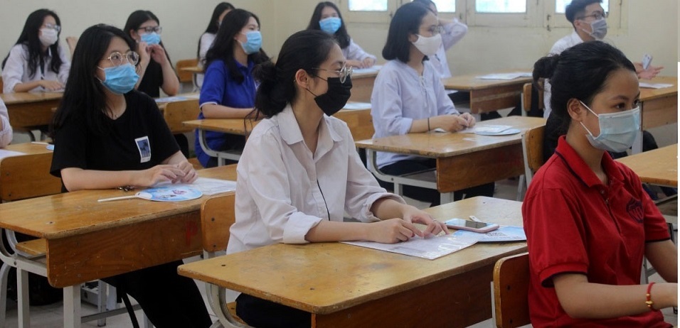 Hanoi changes face-to-face learning plan at last minute