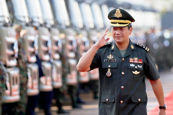 Ông Hun Sen ra điều kiện kế nhiệm với con trai cả