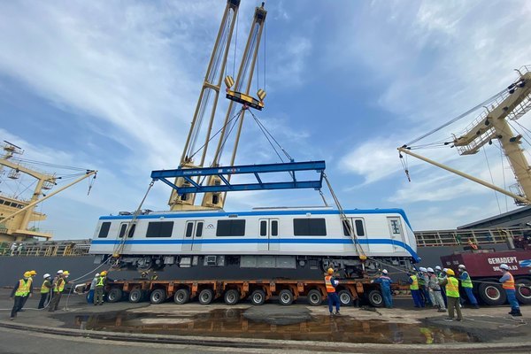 TP.HCM nhận thêm 4 đoàn tàu tuyến metro Bến Thành- Suối Tiên