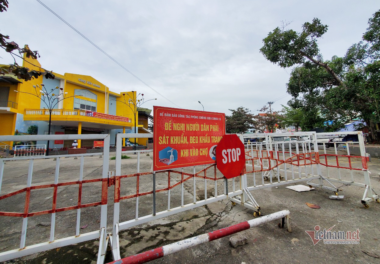 F0 tăng cao, chợ đóng cửa, hơn 200 điểm phong tỏa cứng ở Đà Nẵng