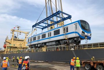 Nhập khẩu 17 đoàn tàu metro Bến Thành - Suối Tiên trong năm 2022