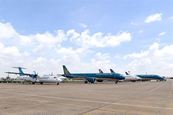 Vietnam's aviation enterprises again seek preferential loans