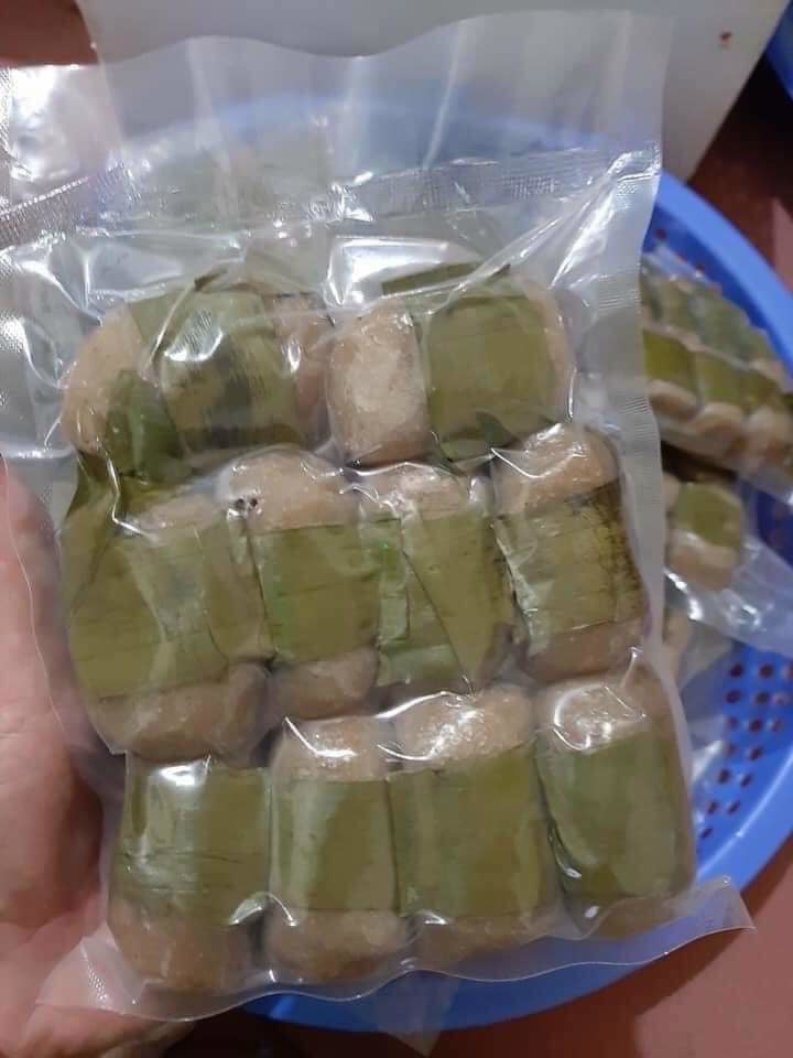Món bánh 'dẻo dai' làm từ nguyên liệu 'rẻ như cho', bán vài nghìn chiếc/ngày ở Phú Thọ