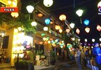 Hoi An lights up to welcome New Year