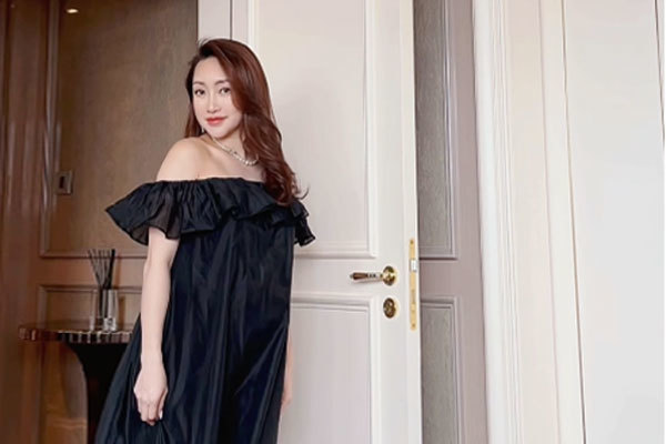 Bà xã Chi Bảo bầu 8 tháng vẫn phối đồ cực trẻ trung, năng động
