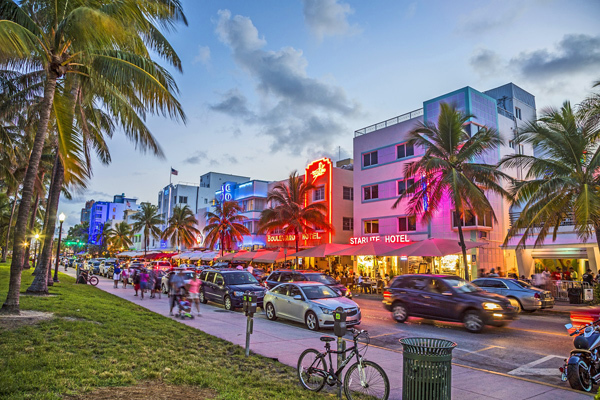 Thiên đường nghỉ dưỡng - giải trí phong cách Miami ở ‘trái tim’ Sun Riverside Village