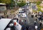 Xe chở dân di cư ở Mexico bị lật, hơn trăm người thương vong