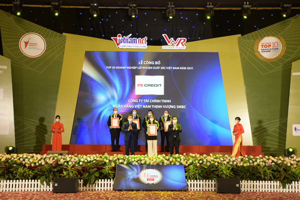 Fe Credit ghi danh Top 50 doanh nghiệp lợi nhuận xuất sắc Việt Nam 2021