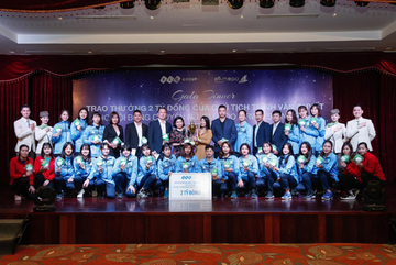 Đội bóng chuyền nữ Bamboo Airways Vĩnh Phúc nhận thưởng 2 tỷ đồng