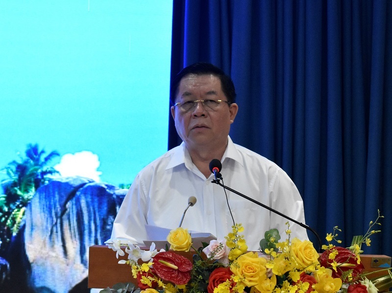 Trưởng Ban Tuyên giáo Trung ương: Sớm đưa cuộc sống trở lại trạng thái bình thường mới