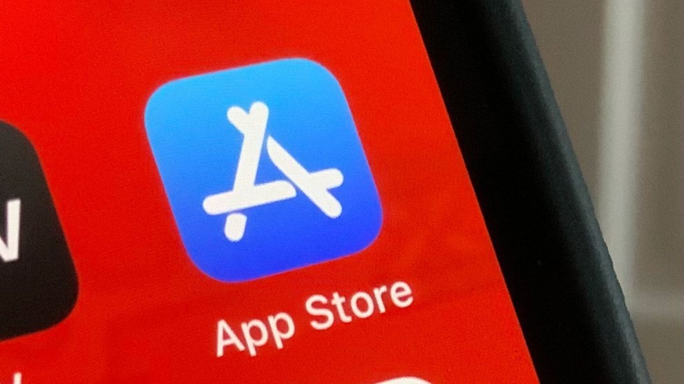 Doanh thu App Store gần gấp đôi Google Play