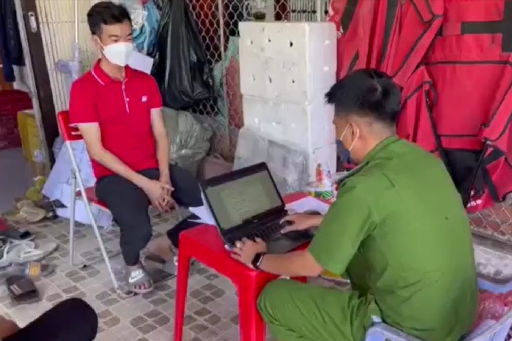 Phát hiện hàng nghìn sản phẩm không rõ nguồn gốc qua chuyển phát nhanh