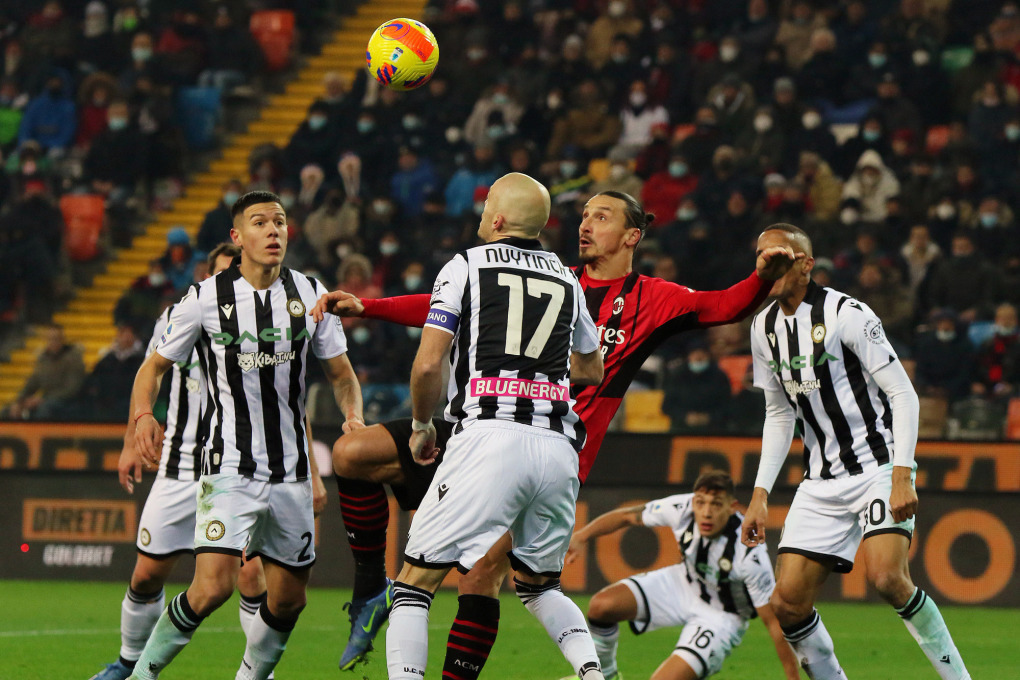 Ibrahimovic ghi bàn đặc biệt, Milan thoát thua ở phút 92