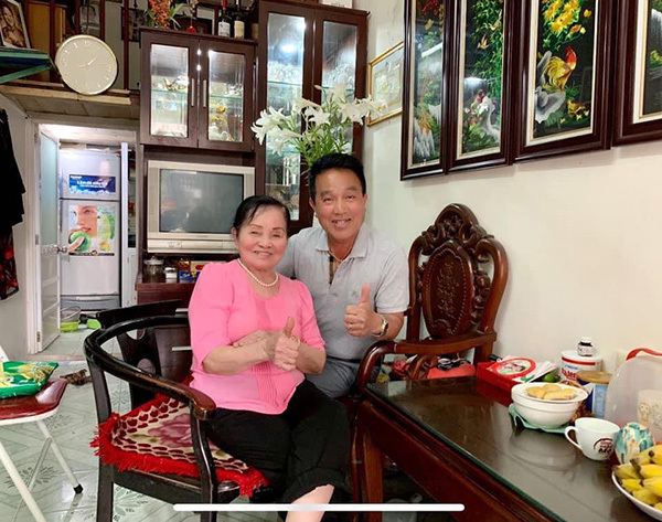 Ngày tôi 'đi B' và món quà mẹ dúi vội vào tay lúc tàu chuyển bánh